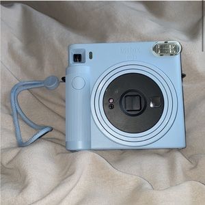 Fujifilm Instax Square SQ1 Instant Camera